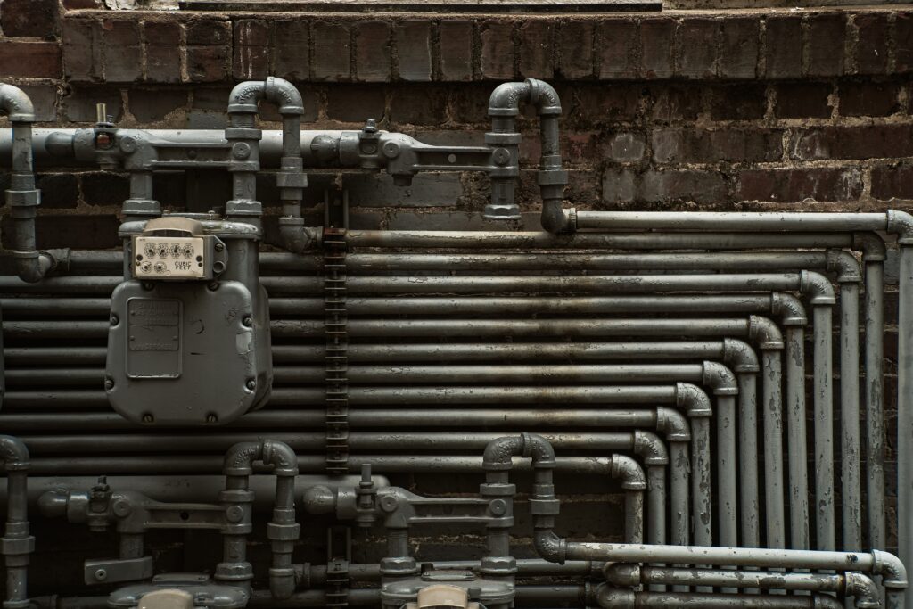 AI technology assisting a plumber with customer calls
